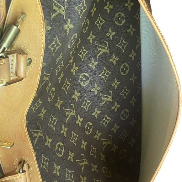 Louis Vuitton Travel Bag with Luggage Tag, Lock and Key, & COA - Picture 10 of 16